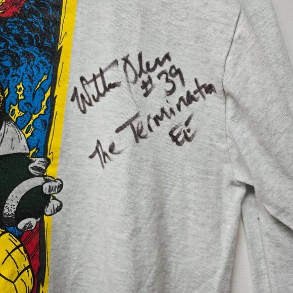 3/$55💥 RARE & AUTOGRAPHED Vintage Saskatchewan Roughriders Long Sleeve - Picture 4 of 9